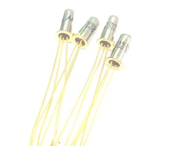 4 Pieces 2N501A PNP GERMANIUM TRANSISTOR BY MOTOROLA