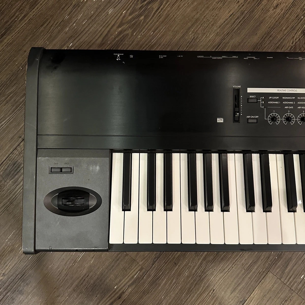 KORG TR88 88-Key Piano Workstation Synthesizer Keyboard Tested KORG TR88 88-Key Piano Workstation Synthesizer Keyboard Tested