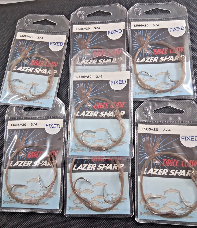7 New EAGLE CLAW Mooching Rigs W/ 20Lb. Leader and 3/4 Hooks