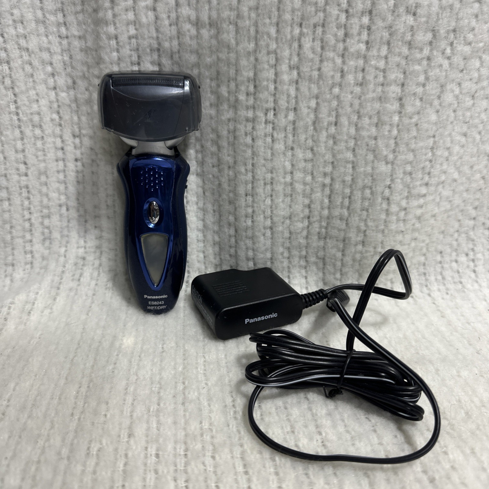 Es8243a Cordless Rechargeable Only Handle + Cord
