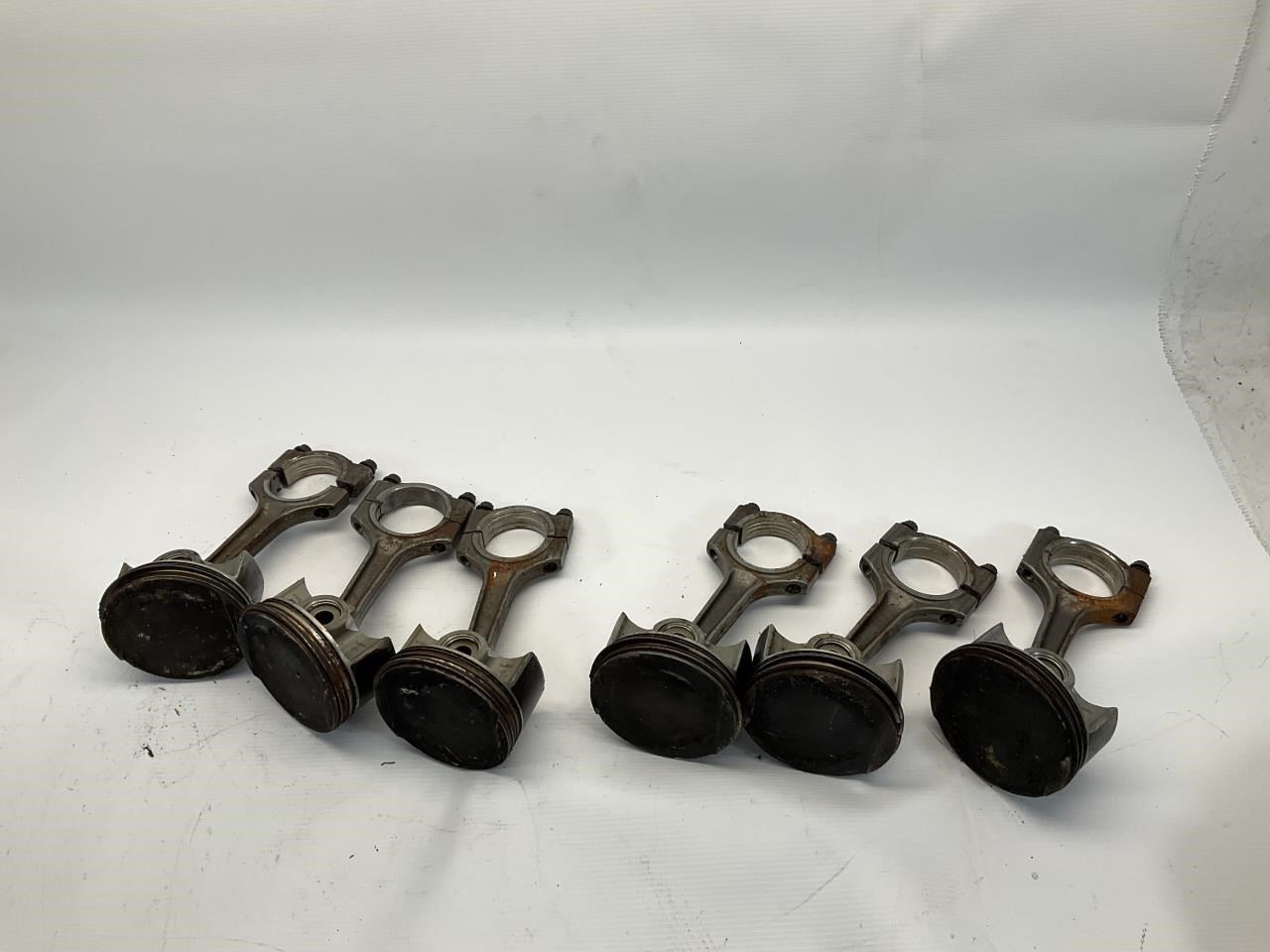 McLaren 600LT 2016-2021 Pistons Set of 6 P/N 210252791