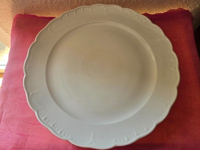 KPM Berlin Rocaille weiß 1 gr. Servierplatte Platte D 35 cm