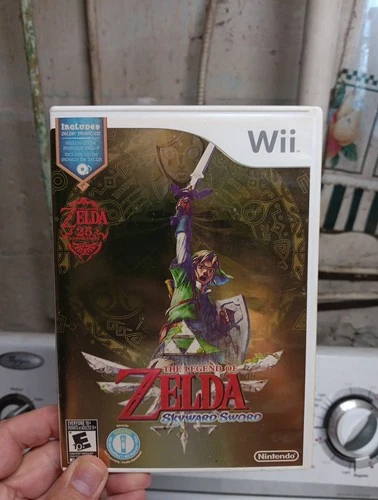 The Legend of Zelda: Skyward Sword (Nintendo Wii, 2011)w Music CD