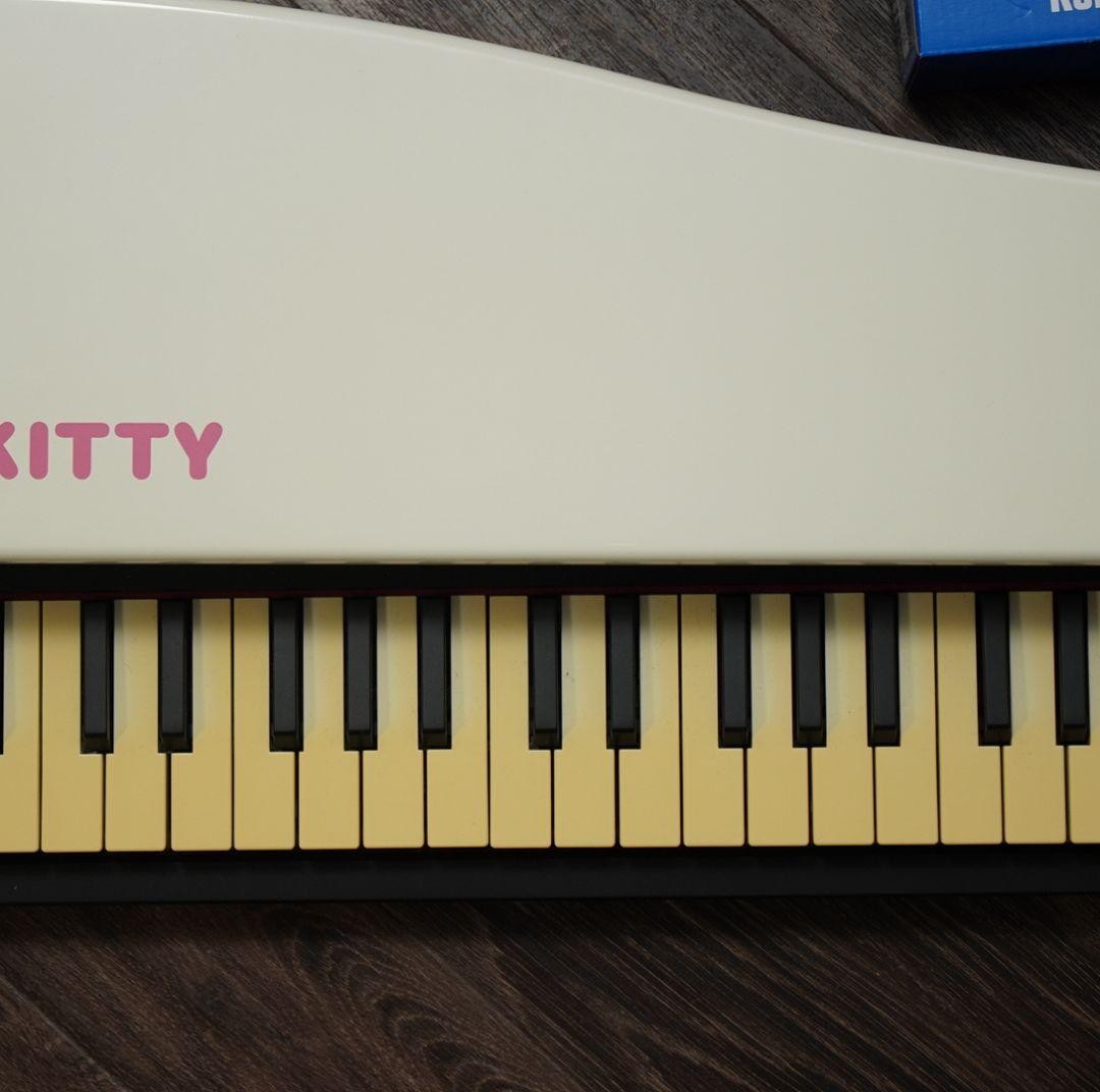 KORG microPIANO Hello Kitty コルグのおしゃれなコンパクト・ピアノに