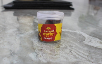 Reiner Guggal Dhoop indischer Gugal Hawan Gebet aroatische Positivität KAUFEN SIE 1 ERHALTEN SIE 1 GRATIS