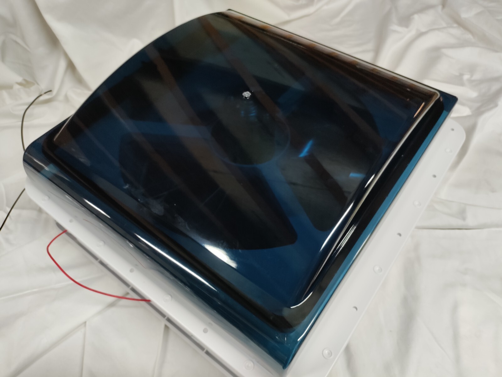 LT Power RV Roof Vent 14x14 Smoke Lid Multi Speed Rev with 4 LED Lights