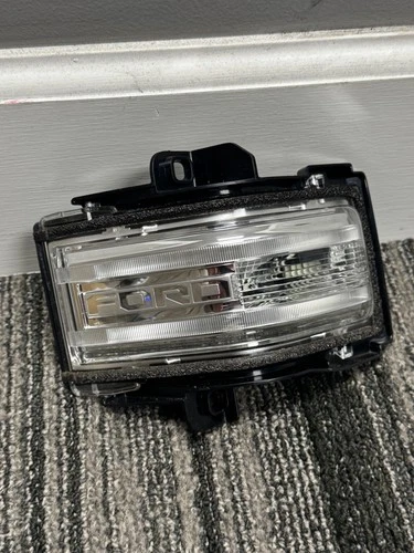 Ford F250 F350 17 thru 26 Turn Signal Lamp RH Passenger Side Super Duty OEM NEW