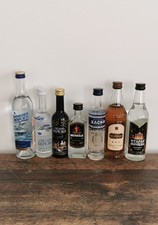 SELTENE 7 Stück Miniatur Flaschen Spirituosen Schnapsflaschen aus Sammlung NEU