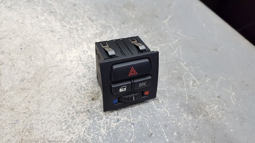 Warnblinkschalter Schalter Warnblinkanlage ZV DTC BMW E90 / E91/ 320d DPF