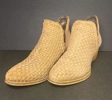 Very Volatile Woven Suede Ankle Booties Size 6 Tan Western Boho Boots GUC