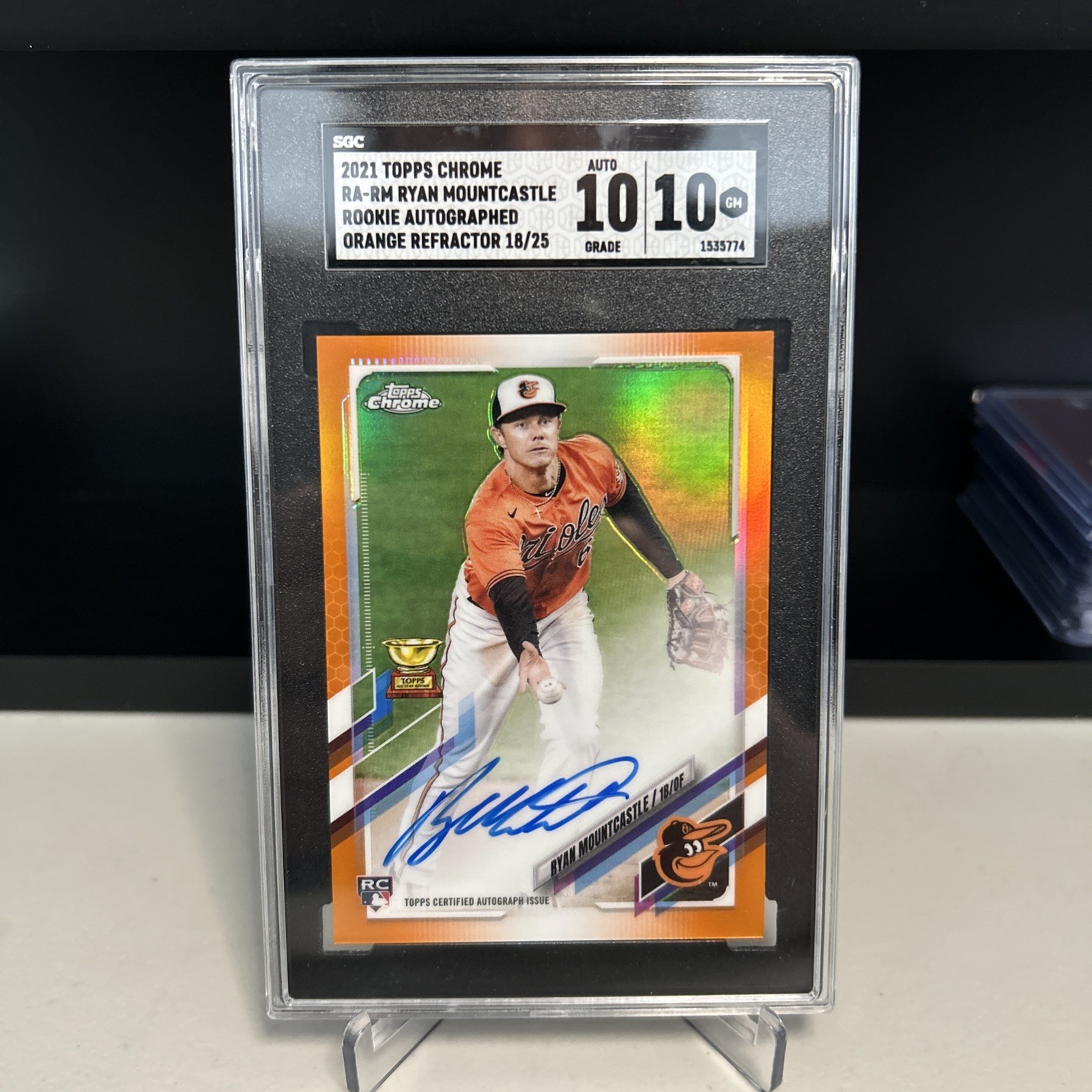 2021 Topps Chrome, Ryan Mountcastle Rookie Orange Refractor Auto /25, 10/10