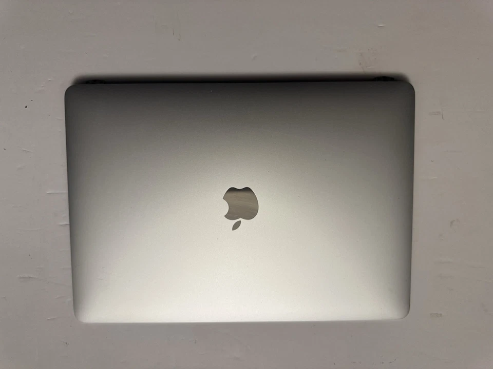 Grade B Silver LCD LED Screen Display Assembly for MacBook Air 13" A2337 2020 - Image 3 of 4