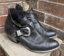 ARIAT DULCE Black Snake Print Embossed LEATHER ZIP BACK BOOTIES SIZE 9