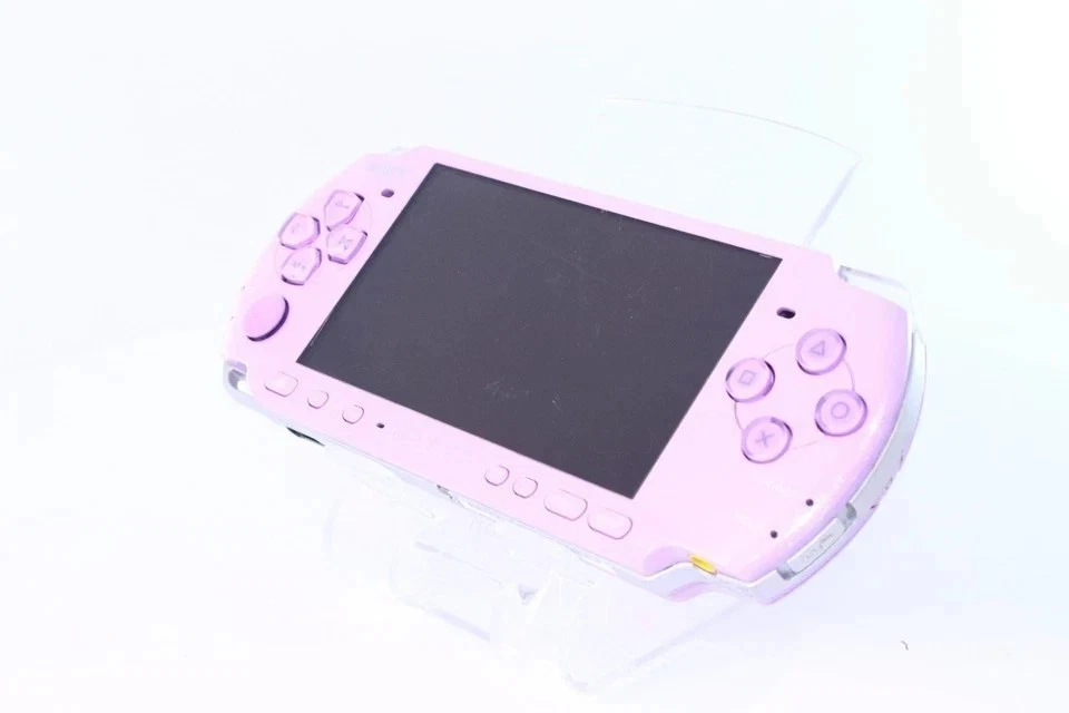 PSP3000カセット付き Sony PlayStation Portable PSP 3000 Handheld + Cars Fifa 12 Bundle