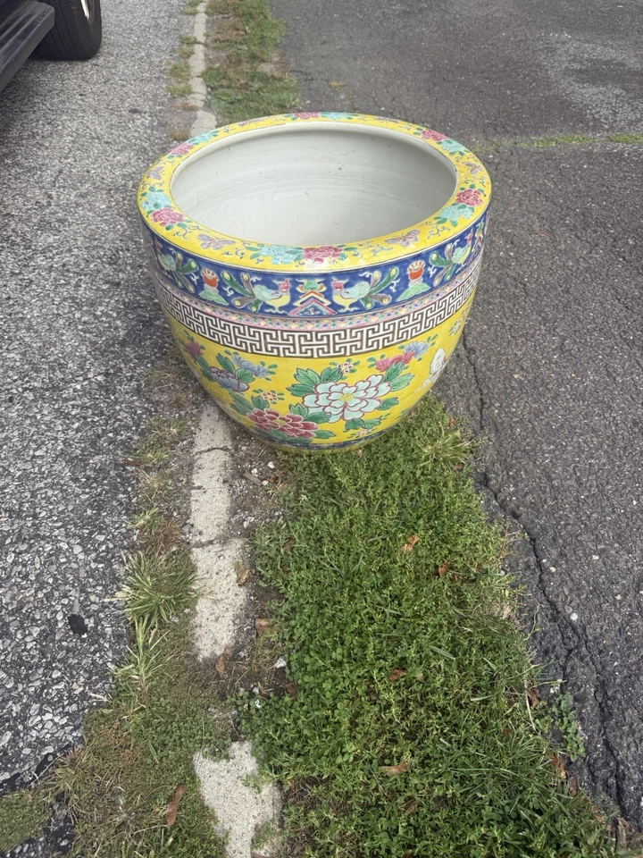 HUGE Vintage antique 20” Nipon Japan yellow butterfly Fish Bowl Planter - Image 4 of 4