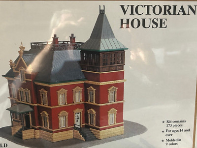 ORNATE VICTORIAN HOUSE - MOLDED in NINE COLORS - N Scale - PLASTIC KIT - NEW