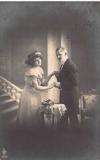 Russia Love Romance Photo Montage Couple Holding Hands Roses 1914 postcard