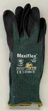 Cut Resistant Nitrile Coated Gloves Men's XL Cut Level 2 MaxiFlex 34-8743T 1 PR