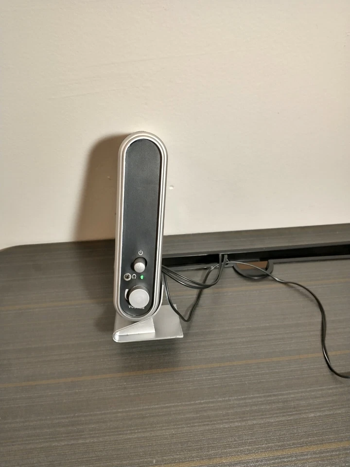 iMicro 2.0 USB Multimedia Speakers. - Image 4 of 4