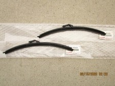 77 - 84 TOYOTA LAND CRUISER BJ40 BJ42 BJ45 FRONT WINDSHIELD WIPER QTY 2 OEM NEW