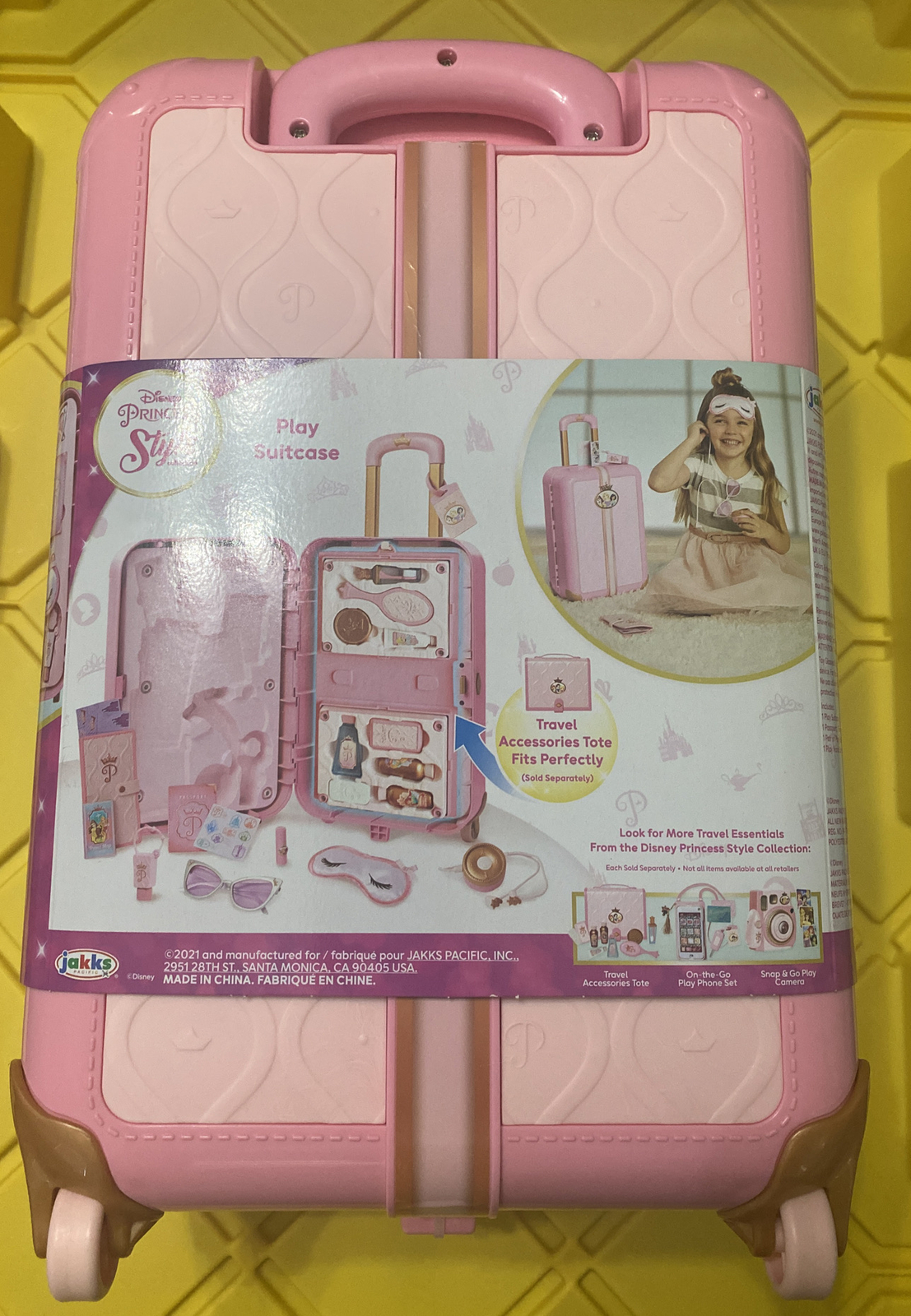 Disney Princess Travel Suitcase Play Set for Girls with Luggage Tag 98872 Jakks