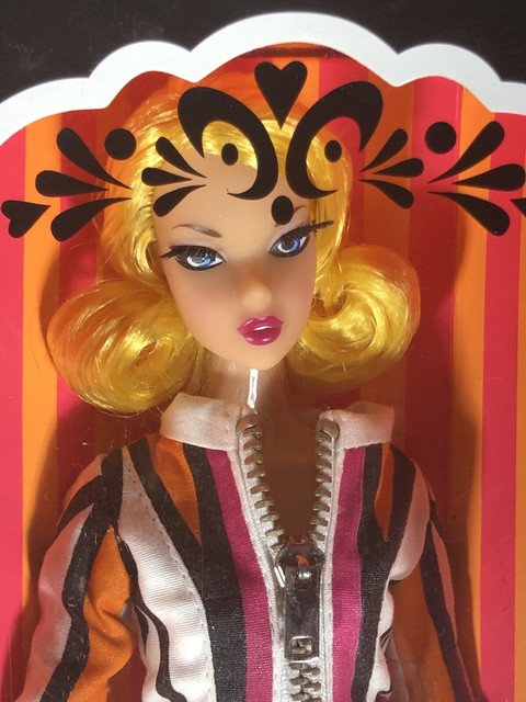 Poupée Aria Integrity Toys - Dynamite Girls Debut Collection 2008 - NRFB - 66005