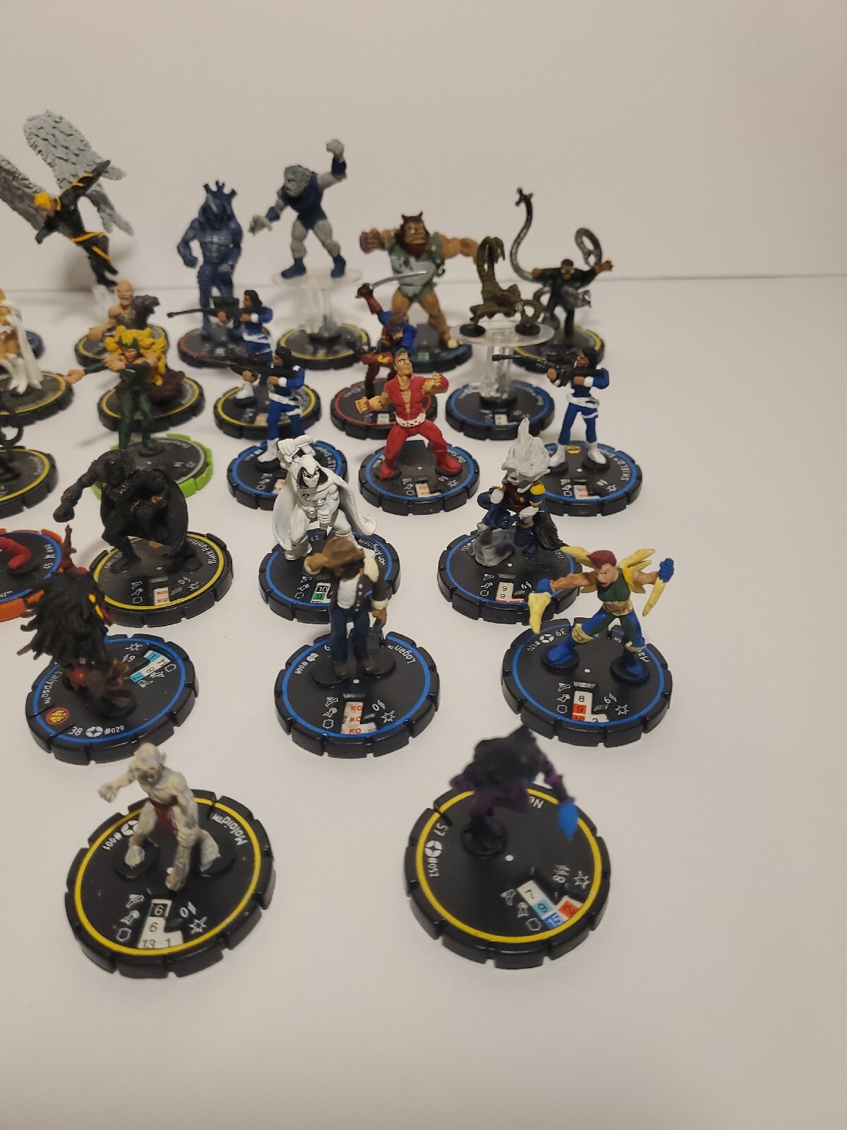 Lot De Figurines HEROCLIX à Réparer – Socles Inclus – Pour Pièces Ou Custom