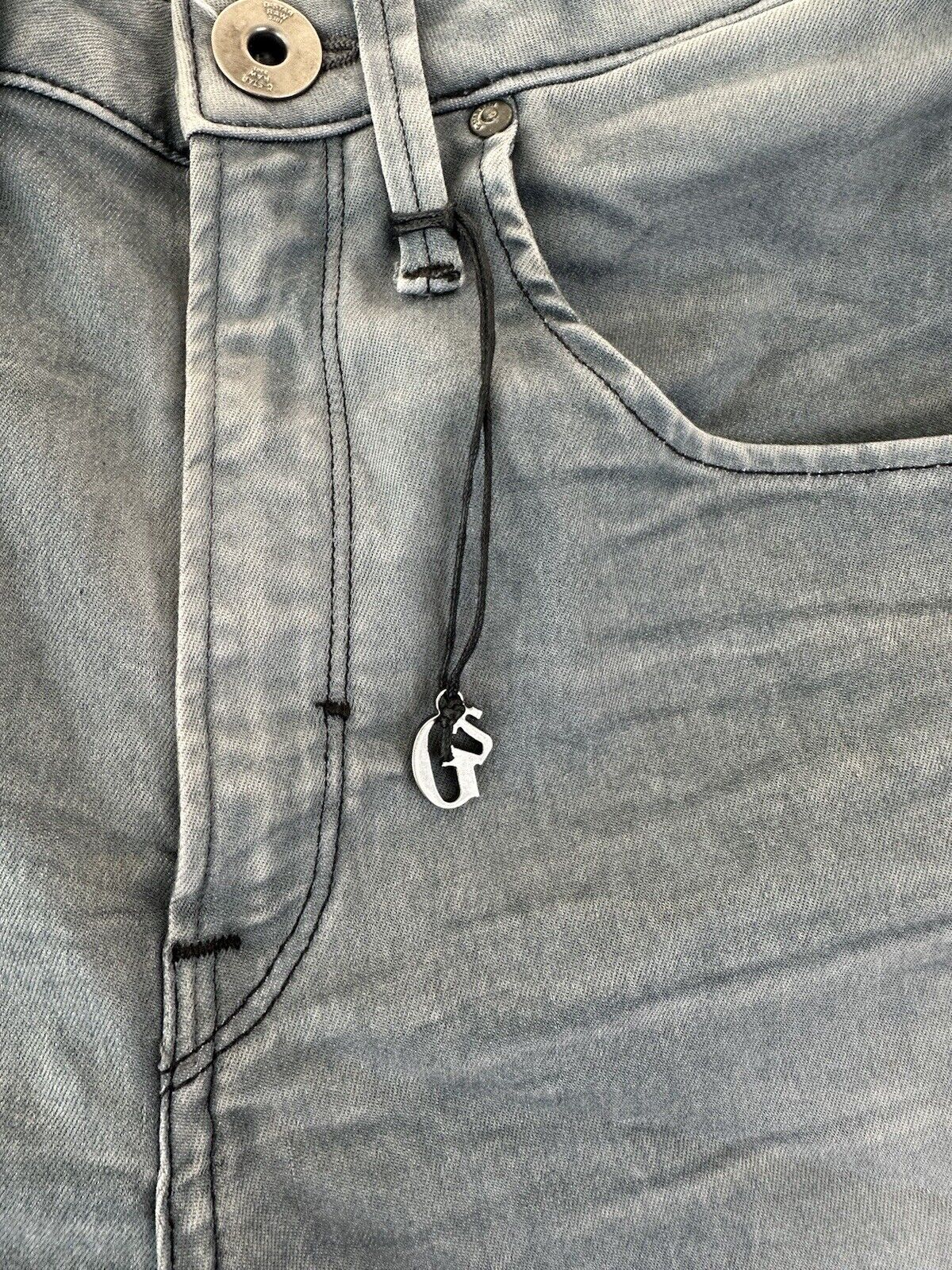 Picture 5 of 11