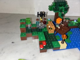 LEGO Minecraft: The Witch Hut (21133) - 100% Complete w/ Minifigs & Manuals