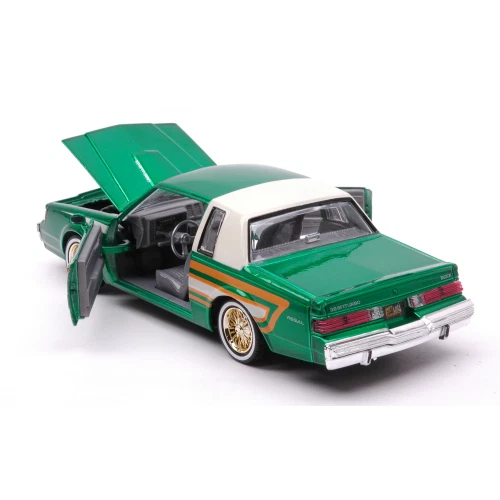 BUICK REGAL 1987 GREEN 1:24 Motormax Auto Stradali Modellino Nuovo - Immagine 3 di 4