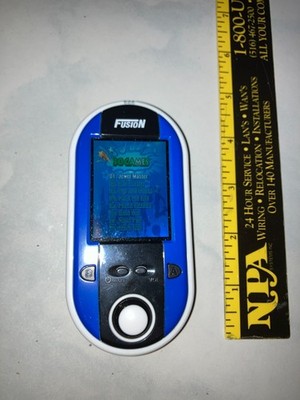 FUSION BLUE VINTAGE HANDHELD VIDEO SYSTEM CONSOLE ELECTRONIC TOYS PLAYS 30 GAMES