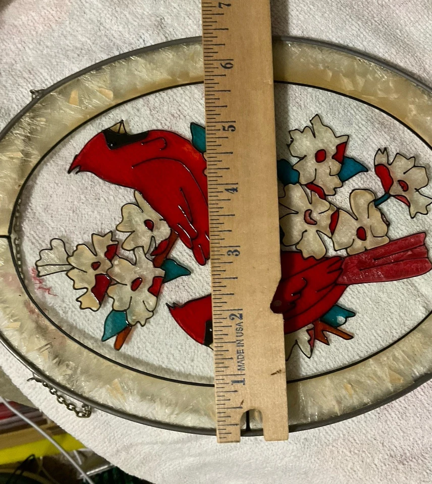 Atrapasol de vidrio pintado vintage Joan Baker Designs cardinal y dogwood. Impresionante Foto 4 de 4