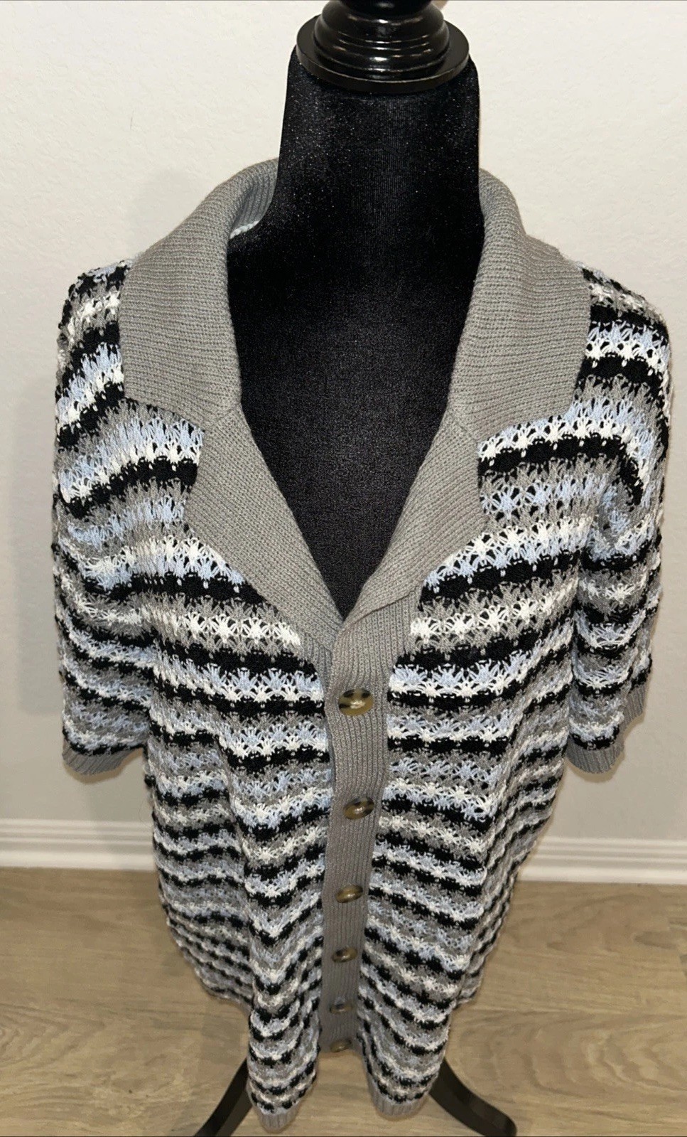 Manfinity Large Button Up Multicolor Short Sleeve… - image 4