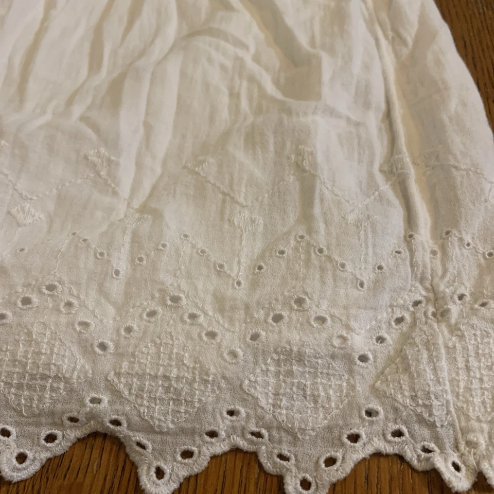 Old Navy Girls White Eyelet 100% Cotton Dress Size Large 10/12 Sleeveless - Image 3 of 4