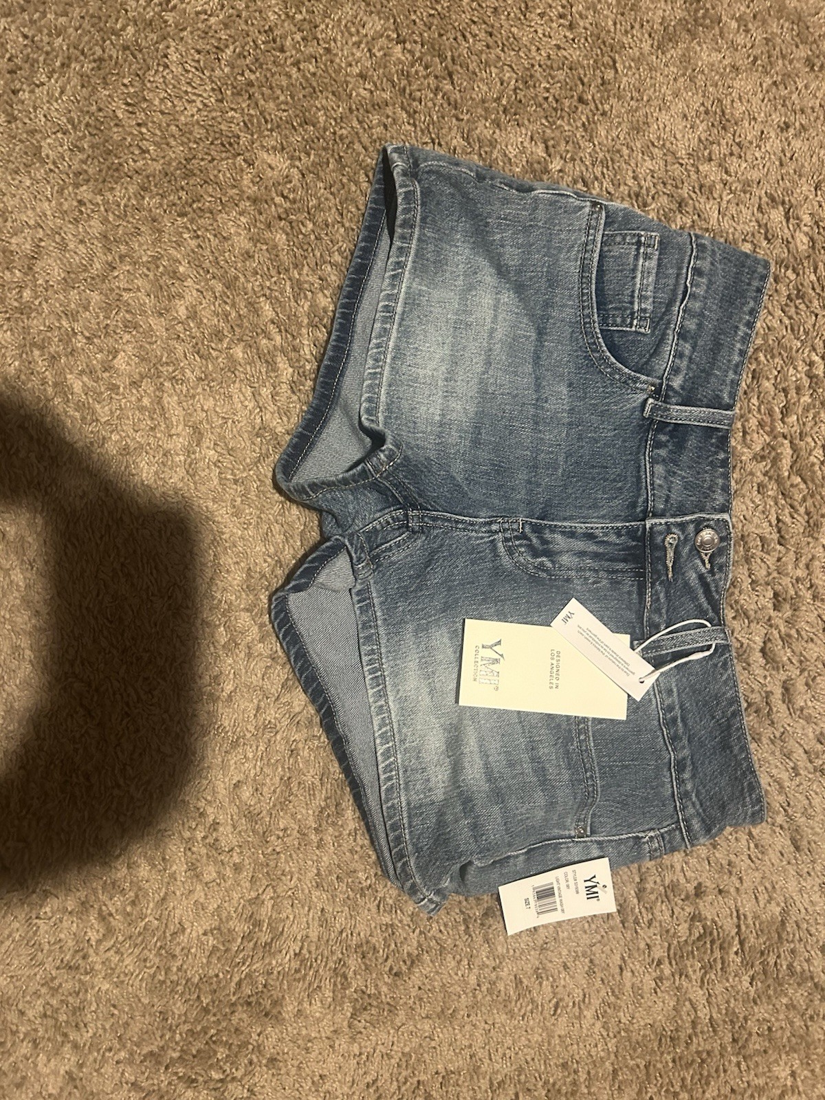 Ymi Women's Low Rise 90'S Flap Pockets Shorts