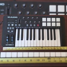M-Audio Oxygen 25 USB MIDI Keyboard, 25 Keys,...