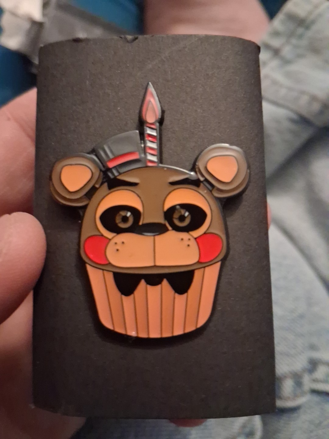 Five Nights at Freddy's Esmalte Pin Caja Sorpresa