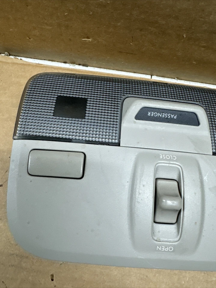 2005 2006 2007 2008 2009 SUBARU Outback Wagon luz domo lámpara con techo corredizo B115 Foto 2 de 4