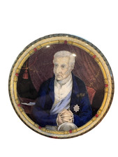 Medium Pratt Ware Pot Lid Wellington with Clasped Hands 160 (KVM 184a)  c1850