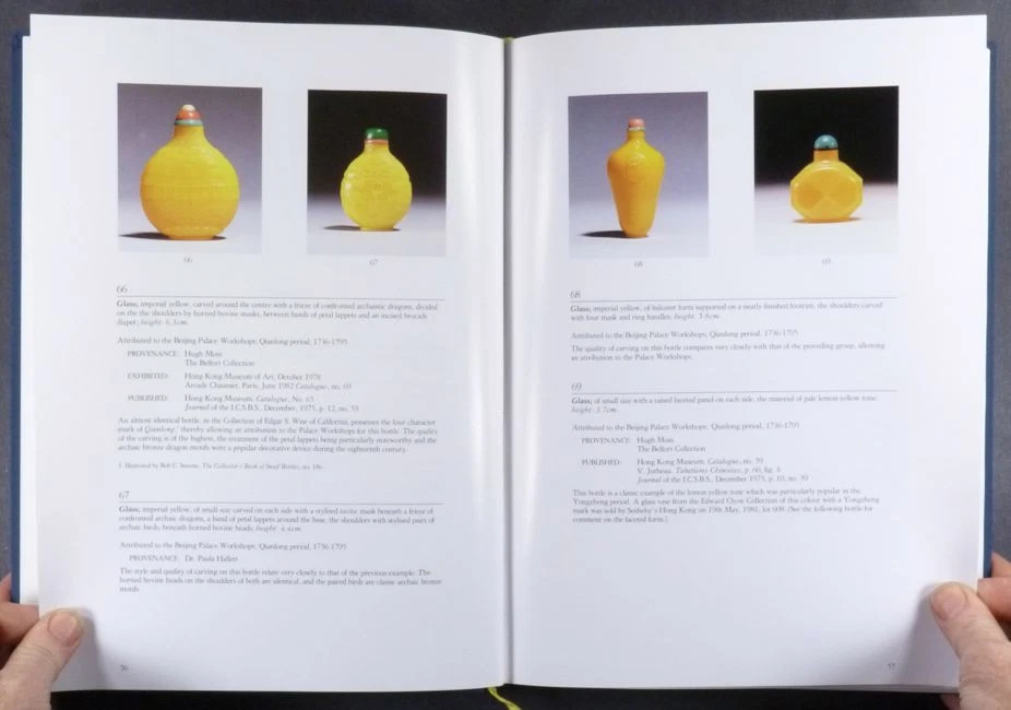 Chinese Antique Snuff Bottles - Bloch Collection -Superb 1987 London Catalog - Image 4 of 4