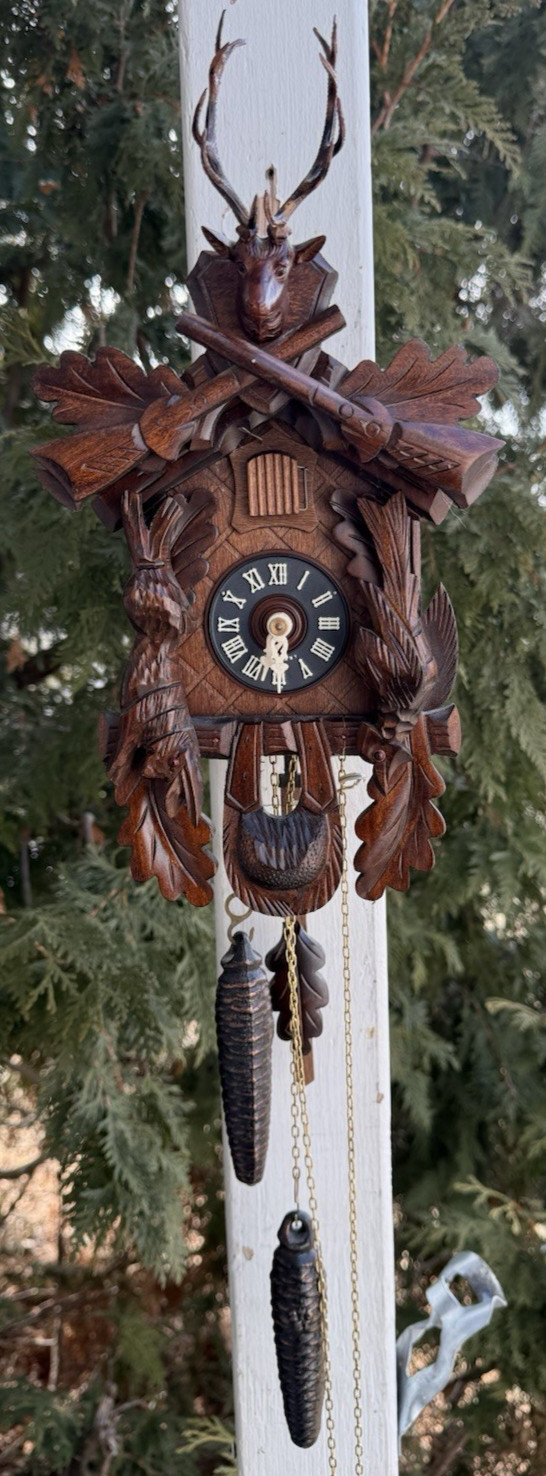 Vintage Regula German Hunter Cuckoo Wall Clock RUNS GREAT - 