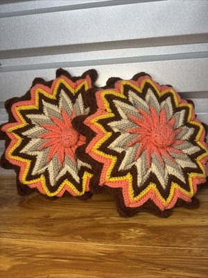 2 Vintage 70s Throw Pillows Crochet Starburst Sun Flower Afghan Groovy Retro 15''