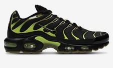 Nike Air Max Plus TN Black Cyber Pacific Moss...