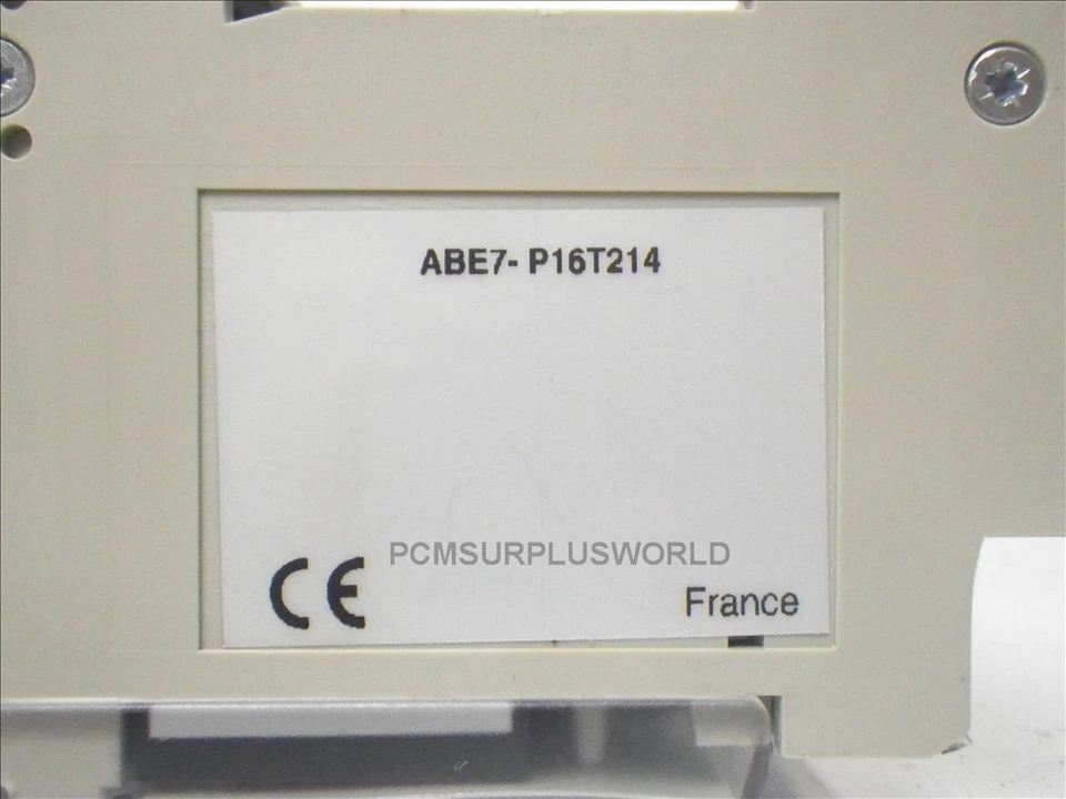 ABE7-P16T214 ABE7P16T214 Telemecanique Telefast 2 Output Module 16 Channel (Used - Image 4 of 4