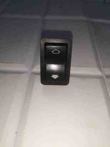 BMW 7 E38 Schalter für Fensterheber hinten links 2.50 Diesel 105kw 21046558