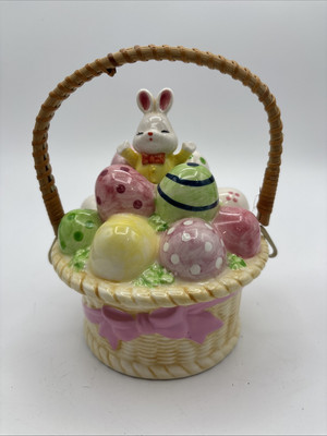 Enesco Easter Musical Basket Here Comes Peter Cottontail Moves Up & Down Japan