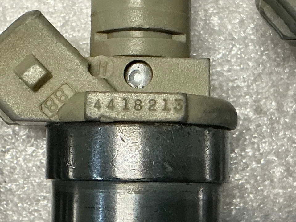 4418213 Fuel Injectors OEM  Bendix Deka for Dodge Chrysler Plymouth Turbo - Image 4 of 4