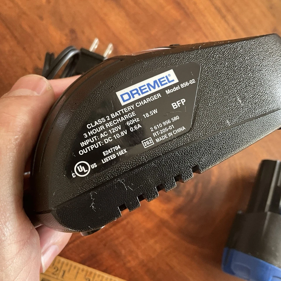 Dremel 10.8V Lithium-Ion Cordless Rotary Multitool Charger Battery Tested - Image 4 of 4