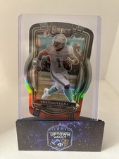 2022 Panini Select - Club Level Tua Tagovailoa #238 Black & Red Prizm Die-Cut