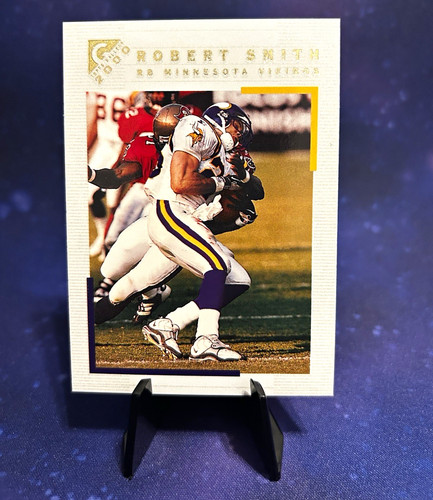 2000 Topps Gallery Robert Smith #81 card